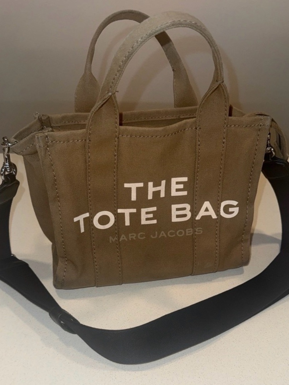 Marc Jacobs Canvas Tote Bag in Olive - Picture 2 of 7